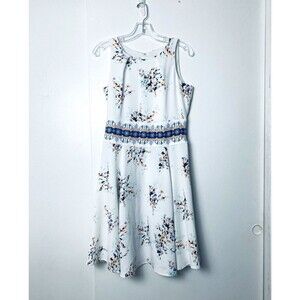Eva Mendes New York & Company Fit & Flare Dress Women Size 6 White Floral
